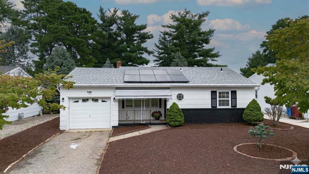 124 Northumberland Drive Property Photo 1