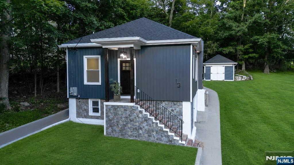 13 Maine Street Property Photo 5