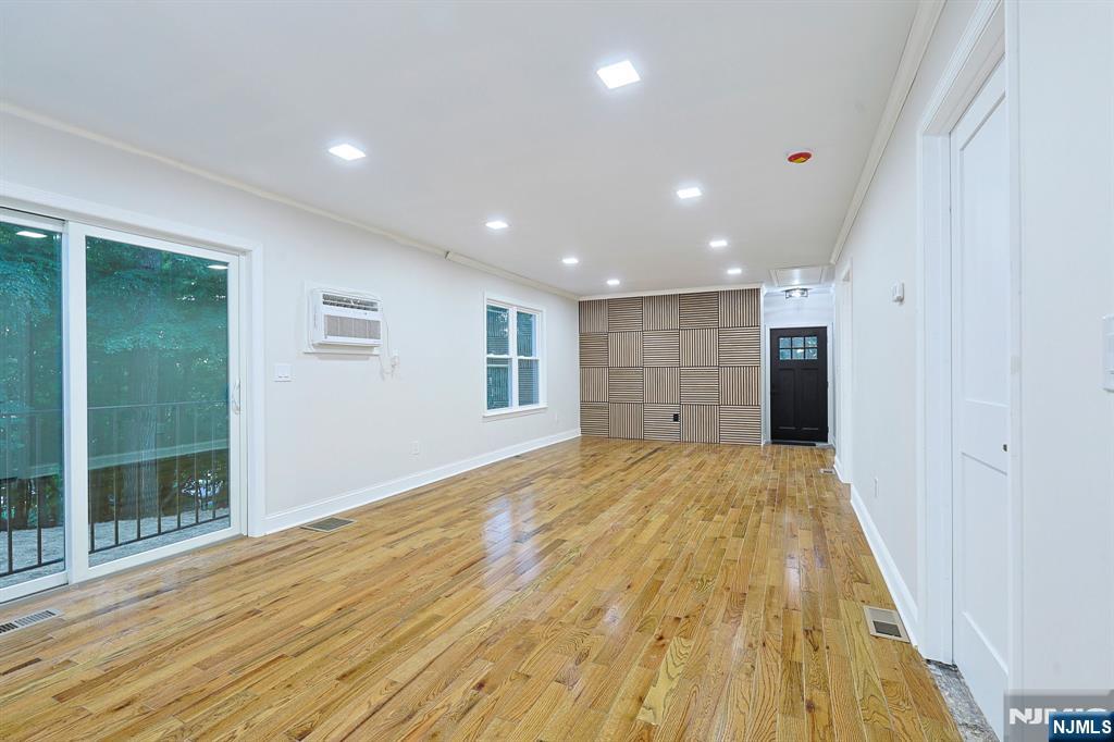 13 Maine Street Property Photo 7