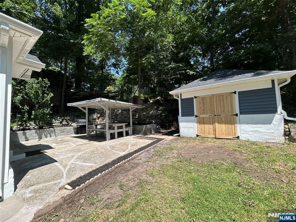 13 Maine Street Property Photo 19