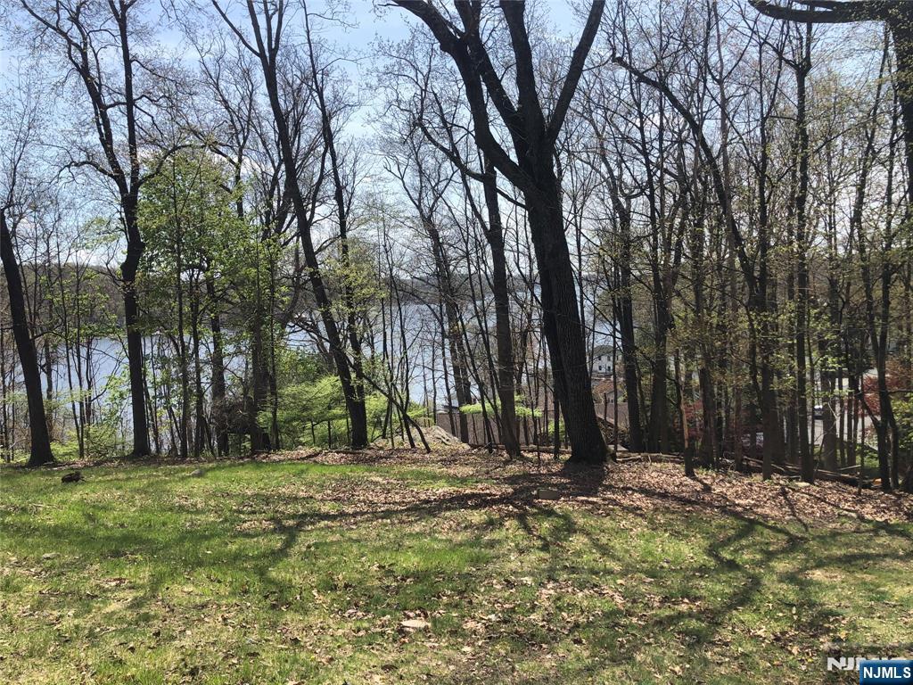 13 Maine Street Property Photo 22