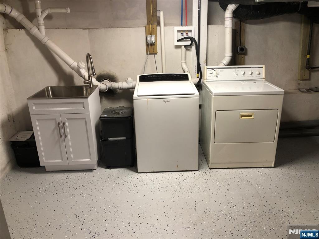 13 Maine Street Property Photo 24