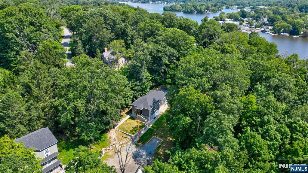 13 Maine Street Property Photo 27