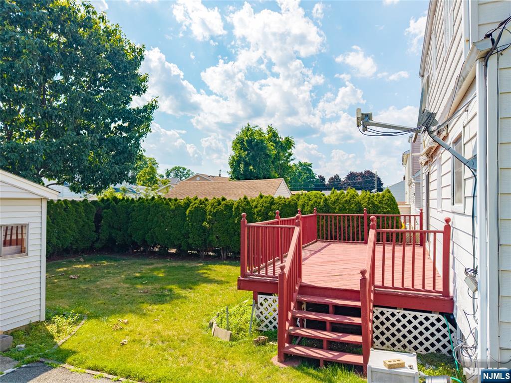 711 Bloomfield Avenue Property Photo 23