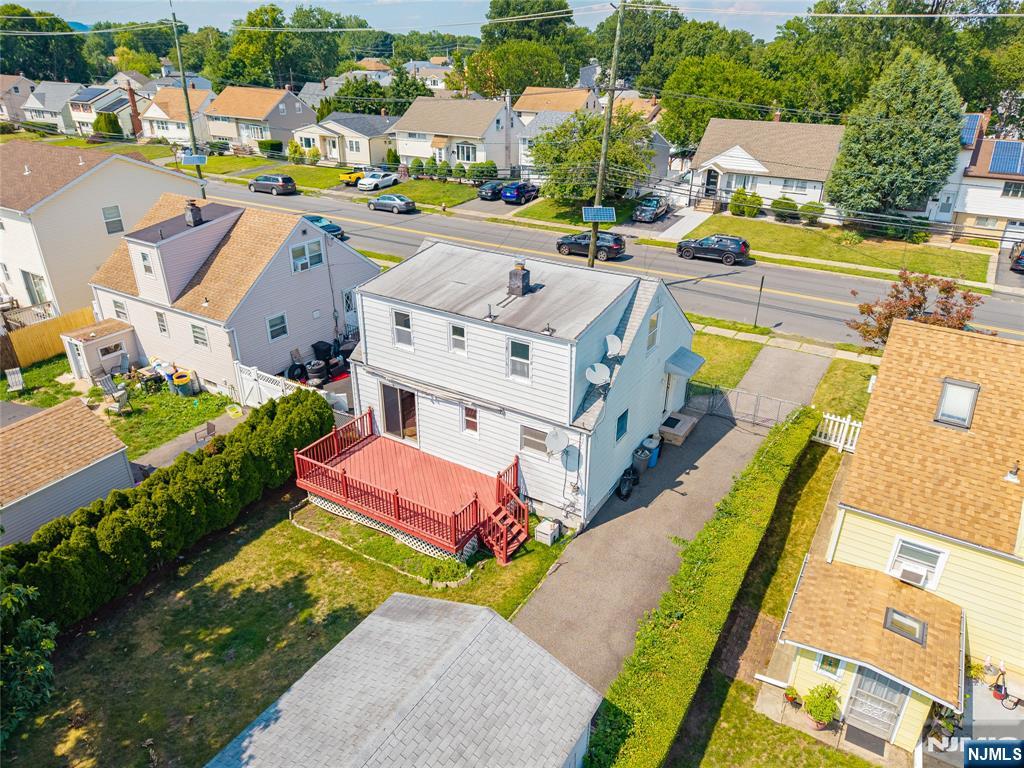 711 Bloomfield Avenue Property Photo 25