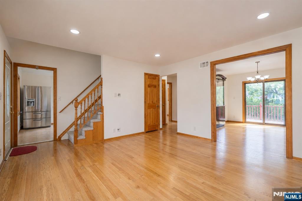 711 Bloomfield Avenue Property Photo 36