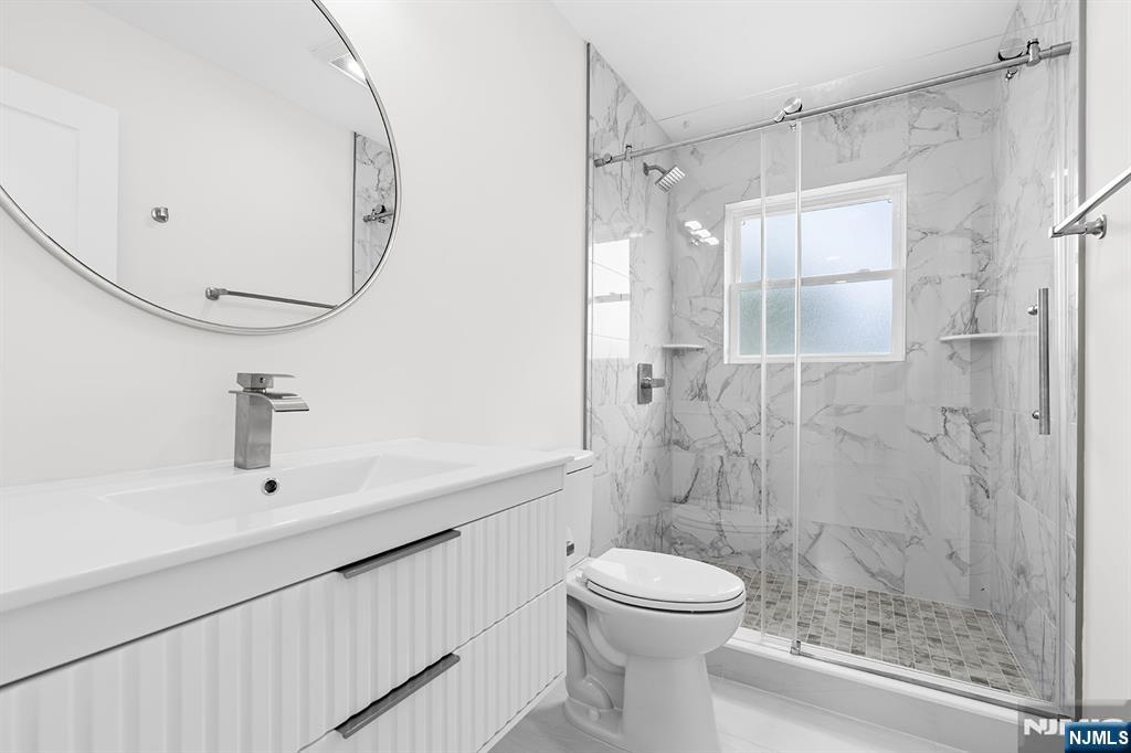 2-25 Kenneth Avenue Property Photo 28