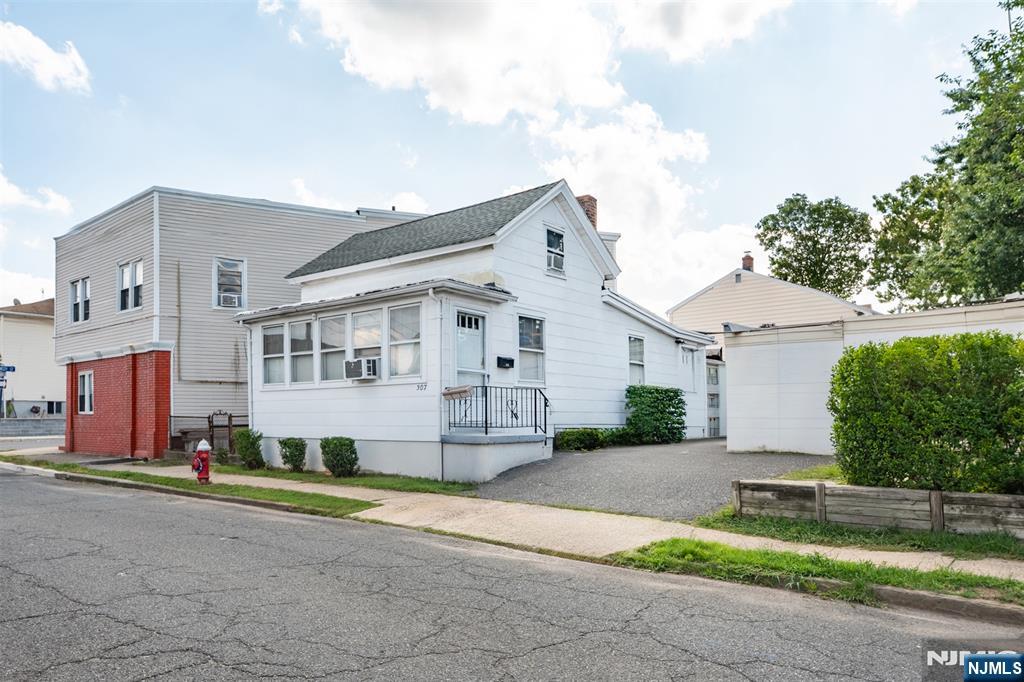 307 Washington Avenue Property Photo 20