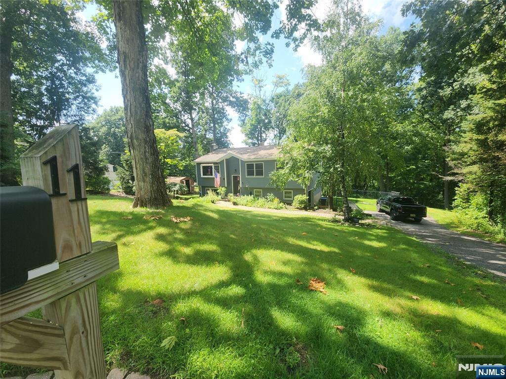 11 Hillsdale Drive Property Photo 34