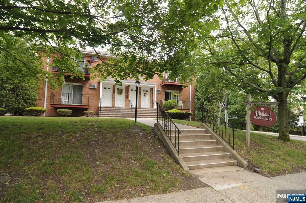 110 Midland Avenue 16A Property Photo 1