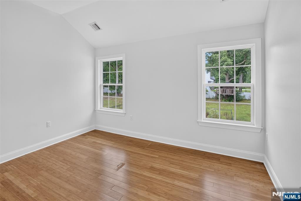 893 Lakehurst Avenue Property Photo 33