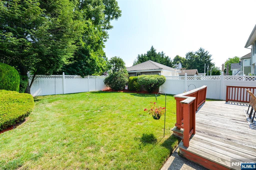 76 Poplar Street Property Photo 29