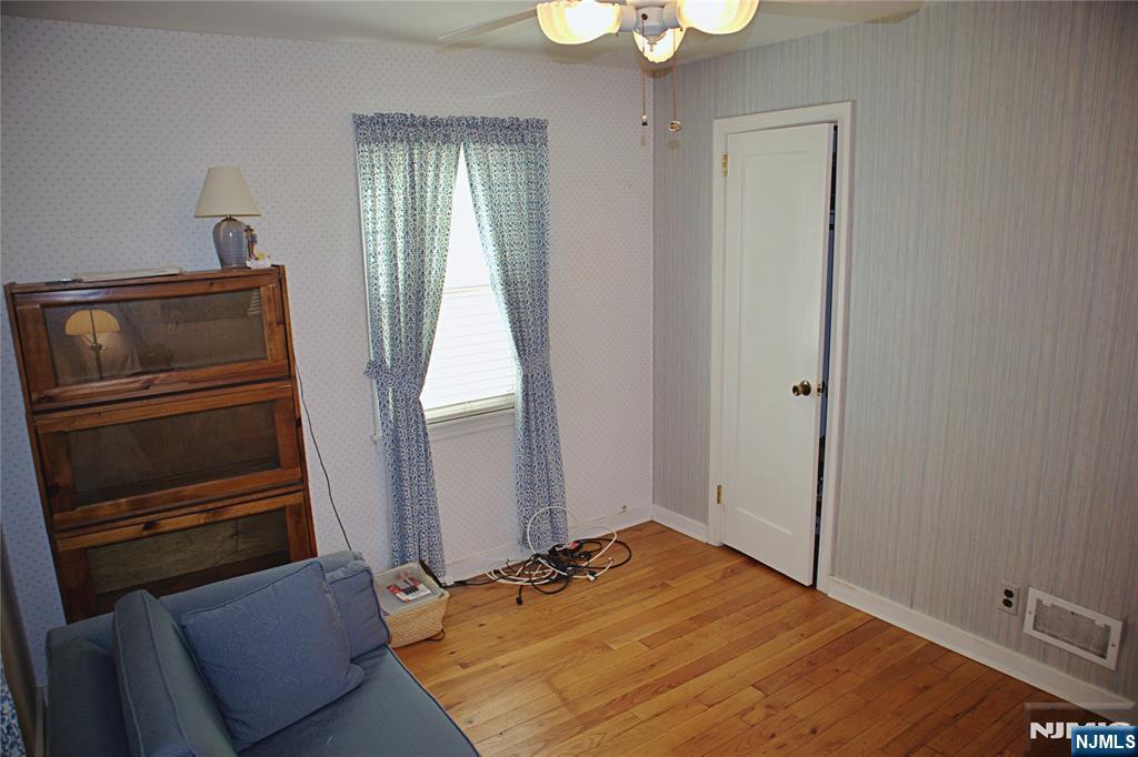 138 11th Street Property Photo 13