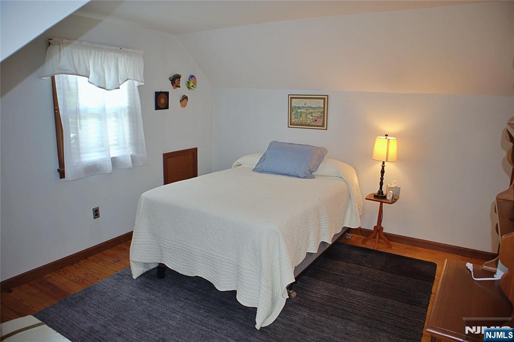 138 11th Street Property Photo 18