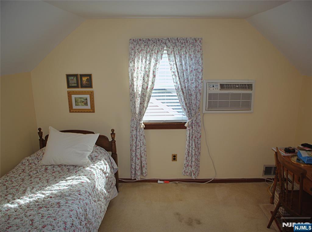 138 11th Street Property Photo 19