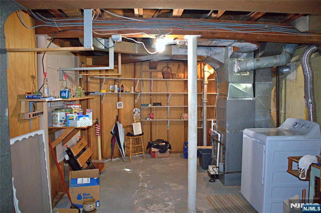 138 11th Street Property Photo 24