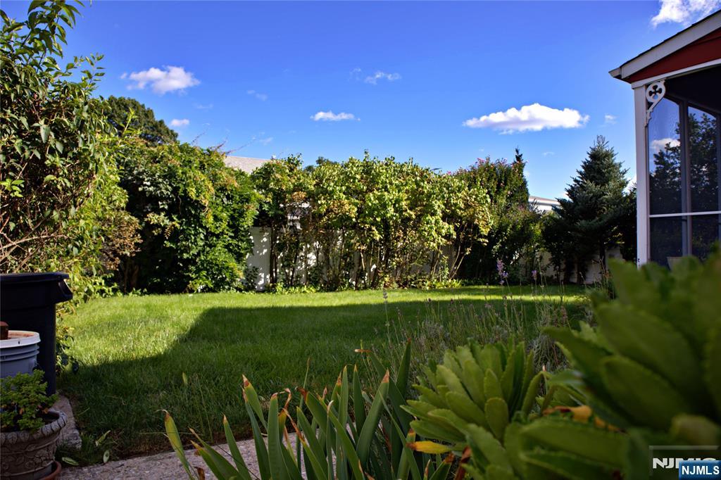 138 11th Street Property Photo 27