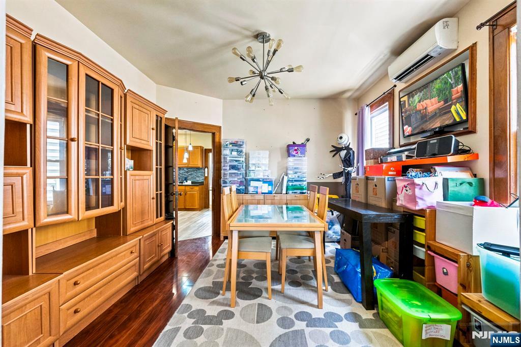 242 Lanza Avenue Property Photo 7