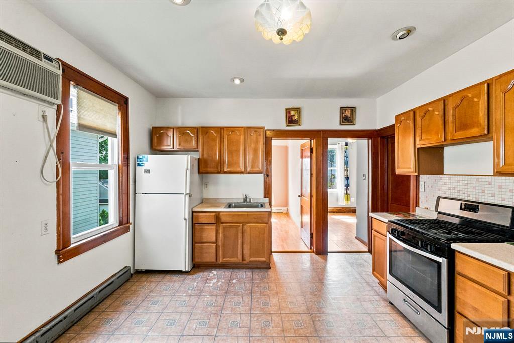 242 Lanza Avenue Property Photo 11