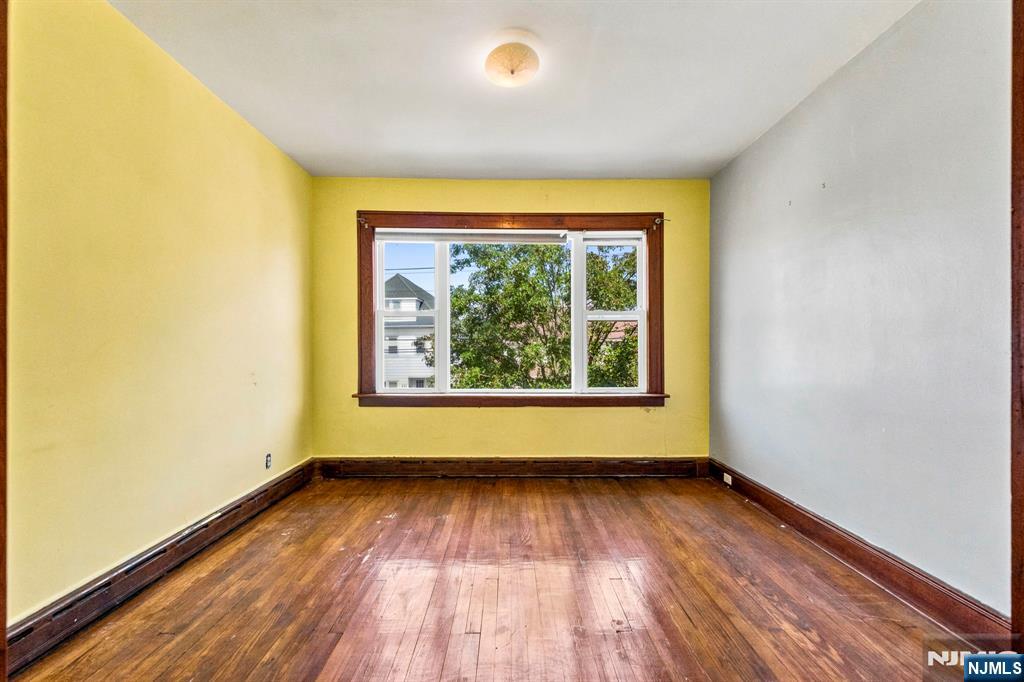 242 Lanza Avenue Property Photo 14
