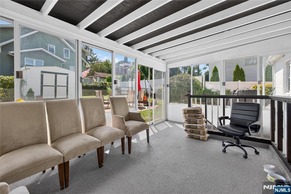 407 Palisade Avenue Property Photo 4