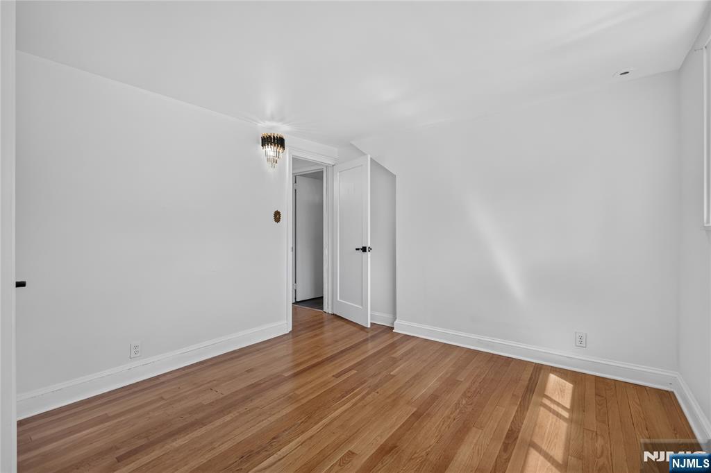 407 Palisade Avenue Property Photo 21