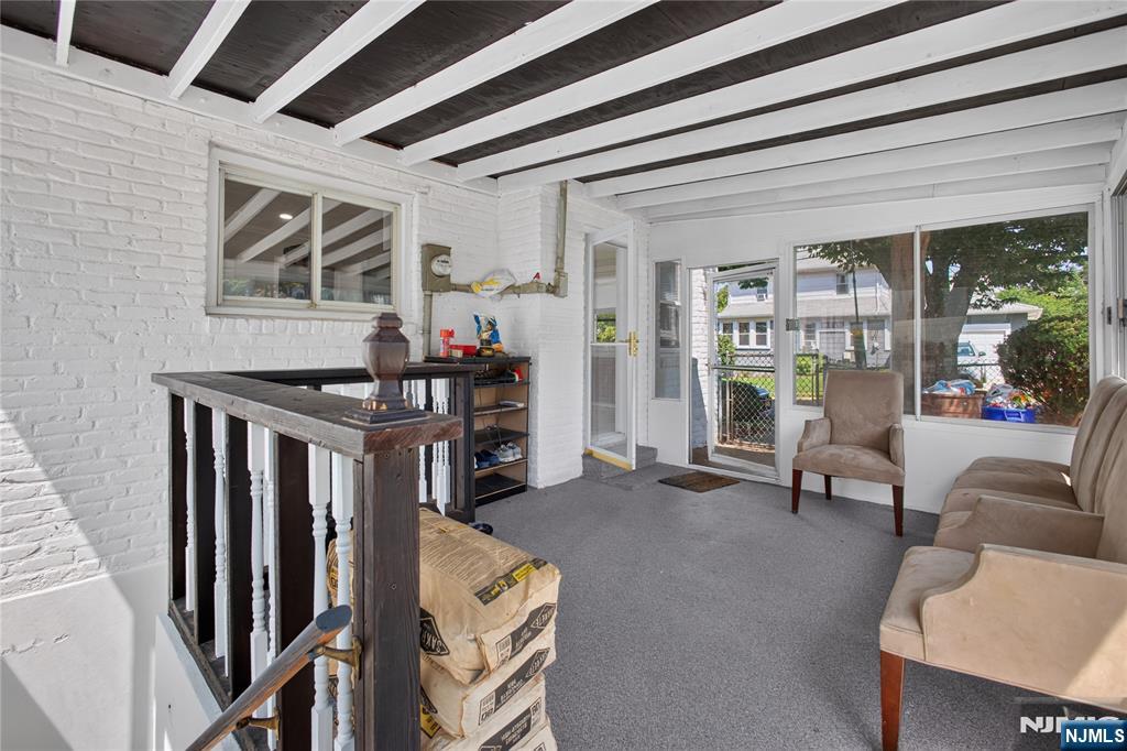 407 Palisade Avenue Property Photo 28