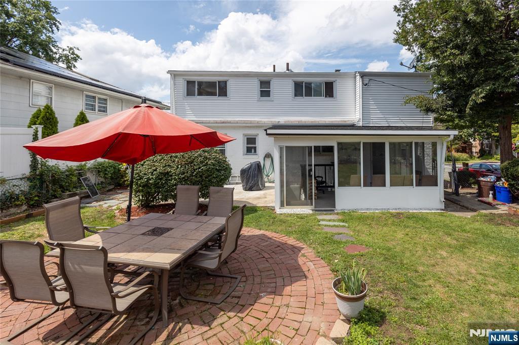 407 Palisade Avenue Property Photo 31