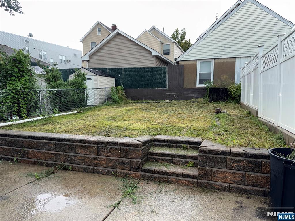 339 Forest Street Property Photo 2