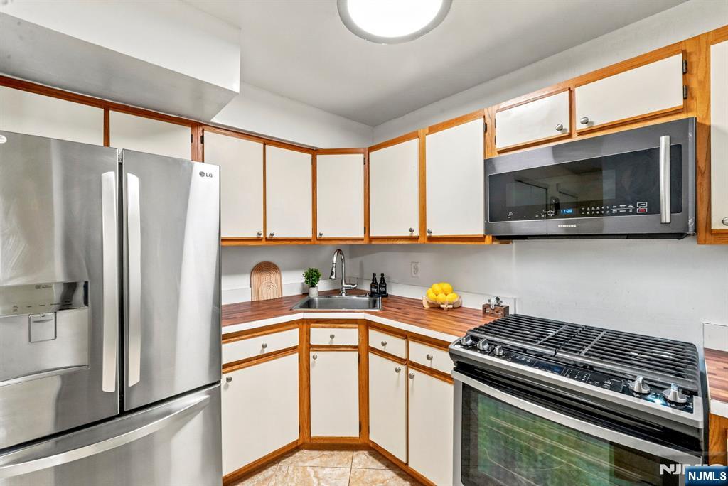 1338 Lavender Court Property Photo 9