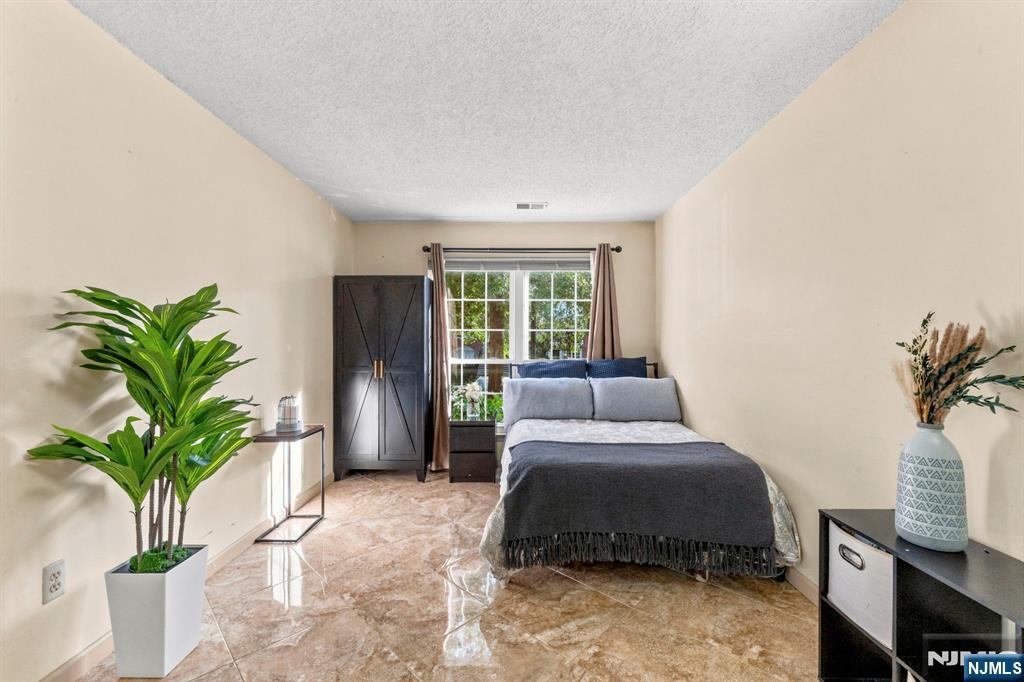 1338 Lavender Court Property Photo 12