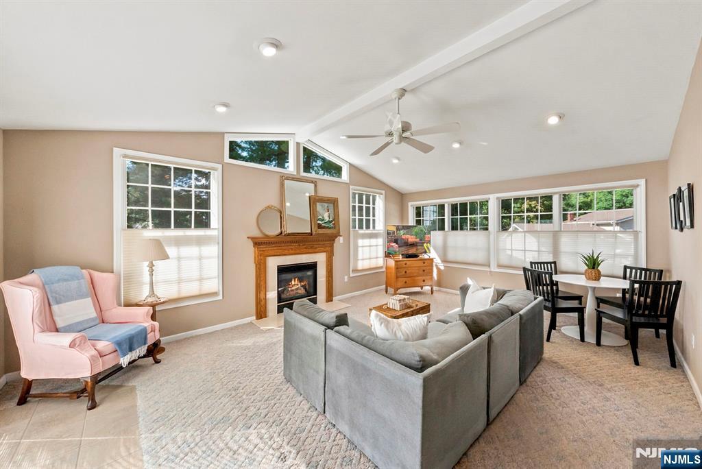 33 Waling Drive Property Photo 16