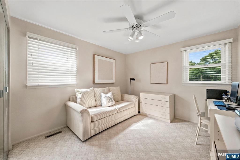 33 Waling Drive Property Photo 26