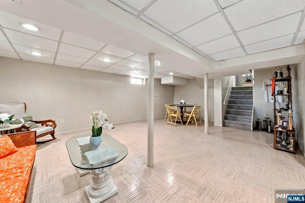 33 Waling Drive Property Photo 33