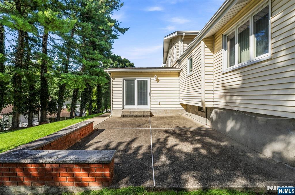 33 Waling Drive Property Photo 41