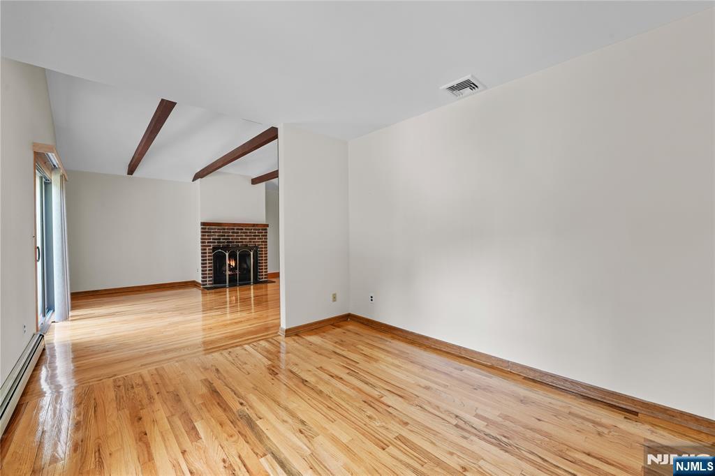 134a N Kinderkamack Road Property Photo 10