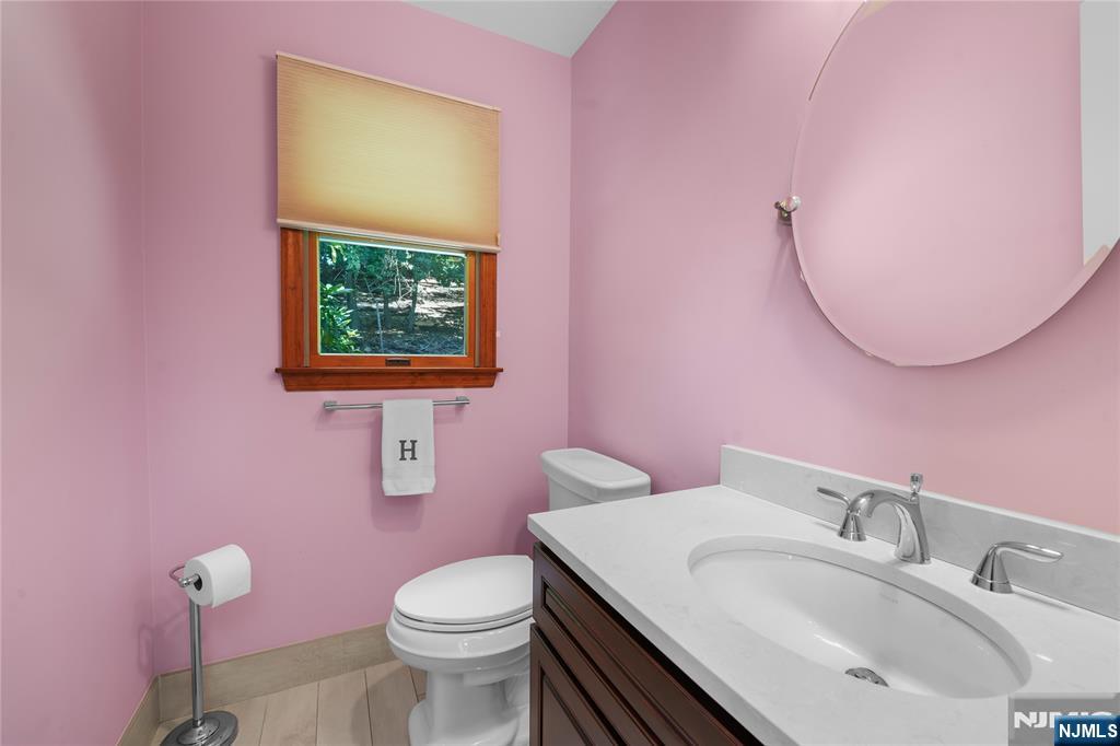 134a N Kinderkamack Road Property Photo 18