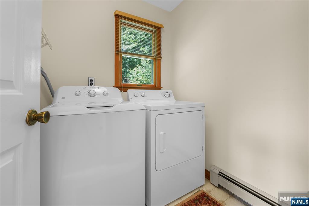 134a N Kinderkamack Road Property Photo 19