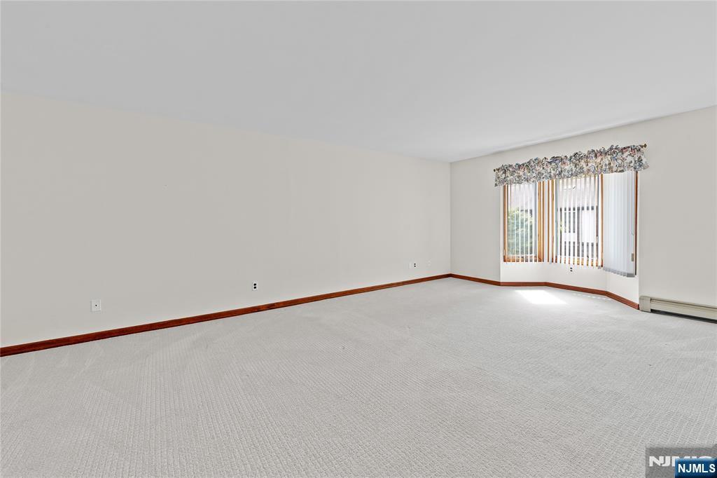 134a N Kinderkamack Road Property Photo 20