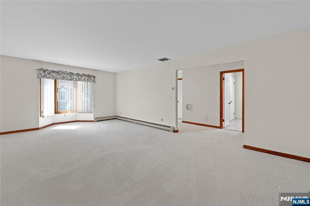 134a N Kinderkamack Road Property Photo 22