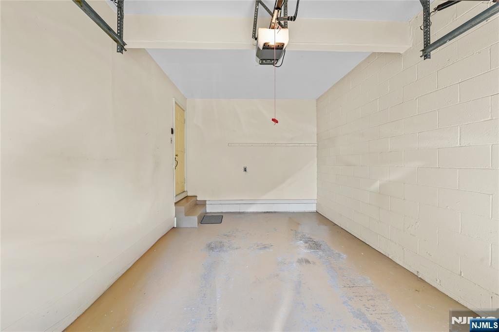 134a N Kinderkamack Road Property Photo 40
