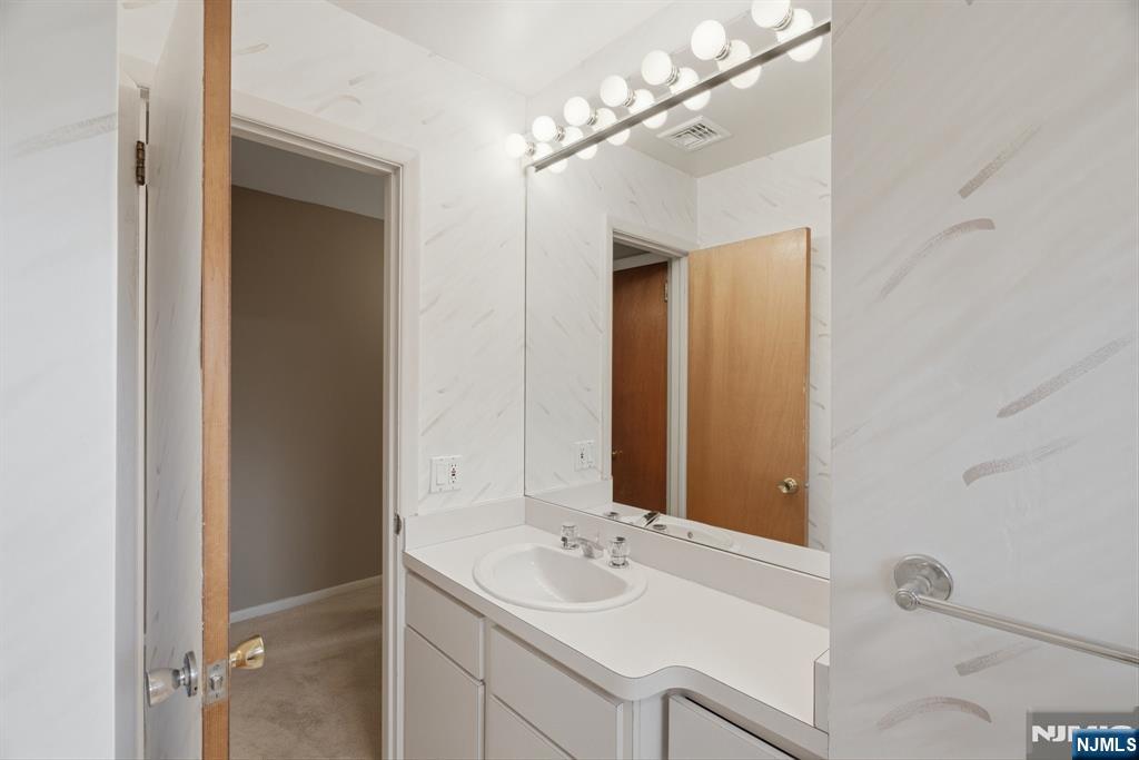 10 Aldom Circle Property Photo 12