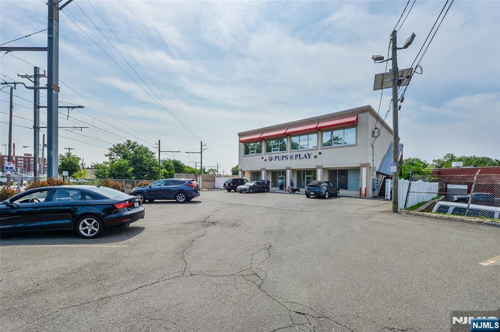 85A Walnut Street Property Photo 1