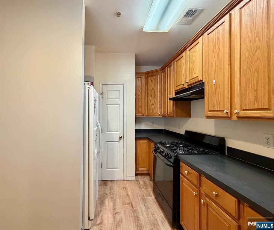 6 Mcmartin Court Property Photo 7