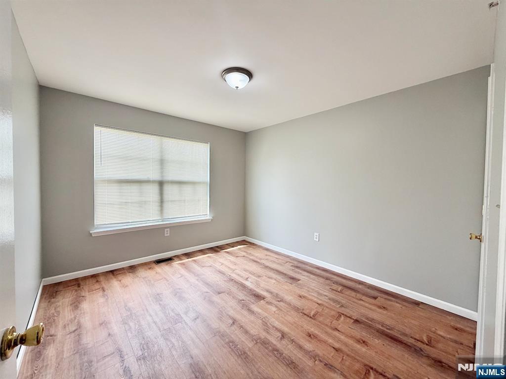 6 Mcmartin Court Property Photo 10