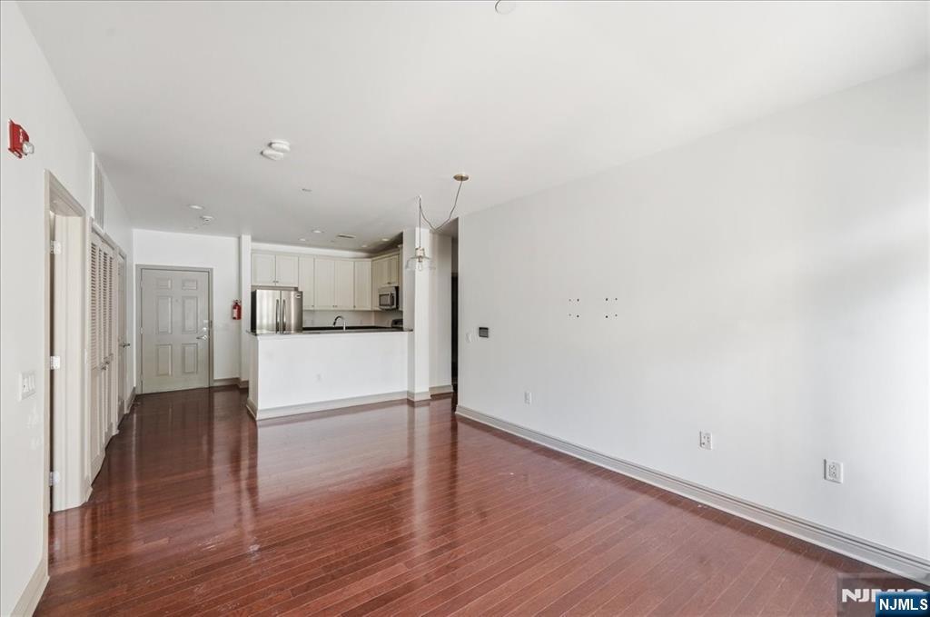 7400 River Road 217 Property Photo 13