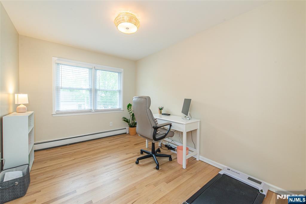 401 E Plane Street Property Photo 15