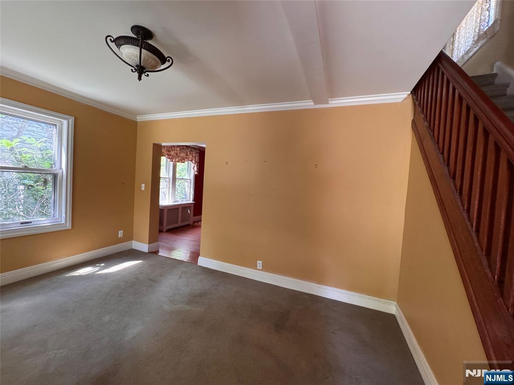 25 Maple Avenue Property Photo 4