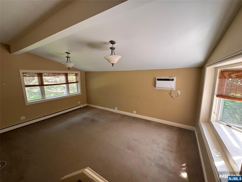 25 Maple Avenue Property Photo 11
