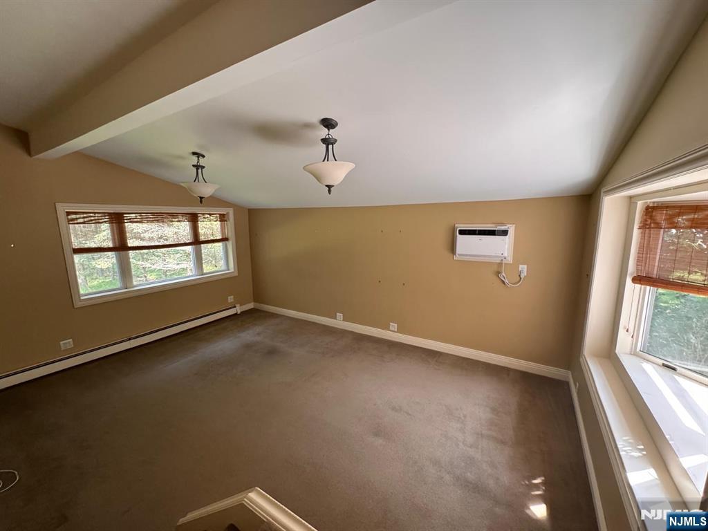 25 Maple Avenue Property Photo 14